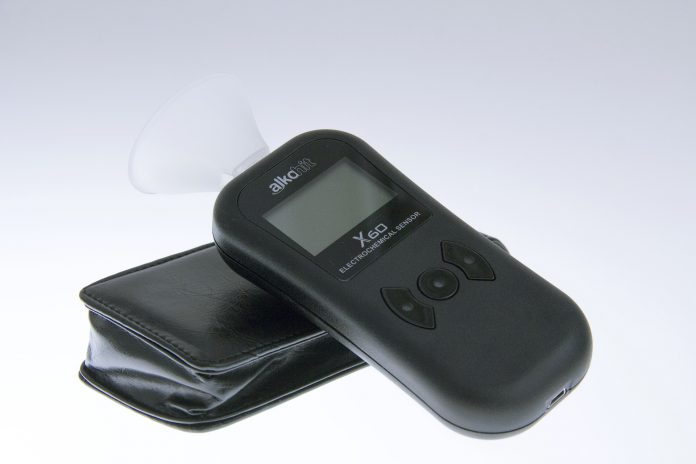 breathalyser-1684430_1920